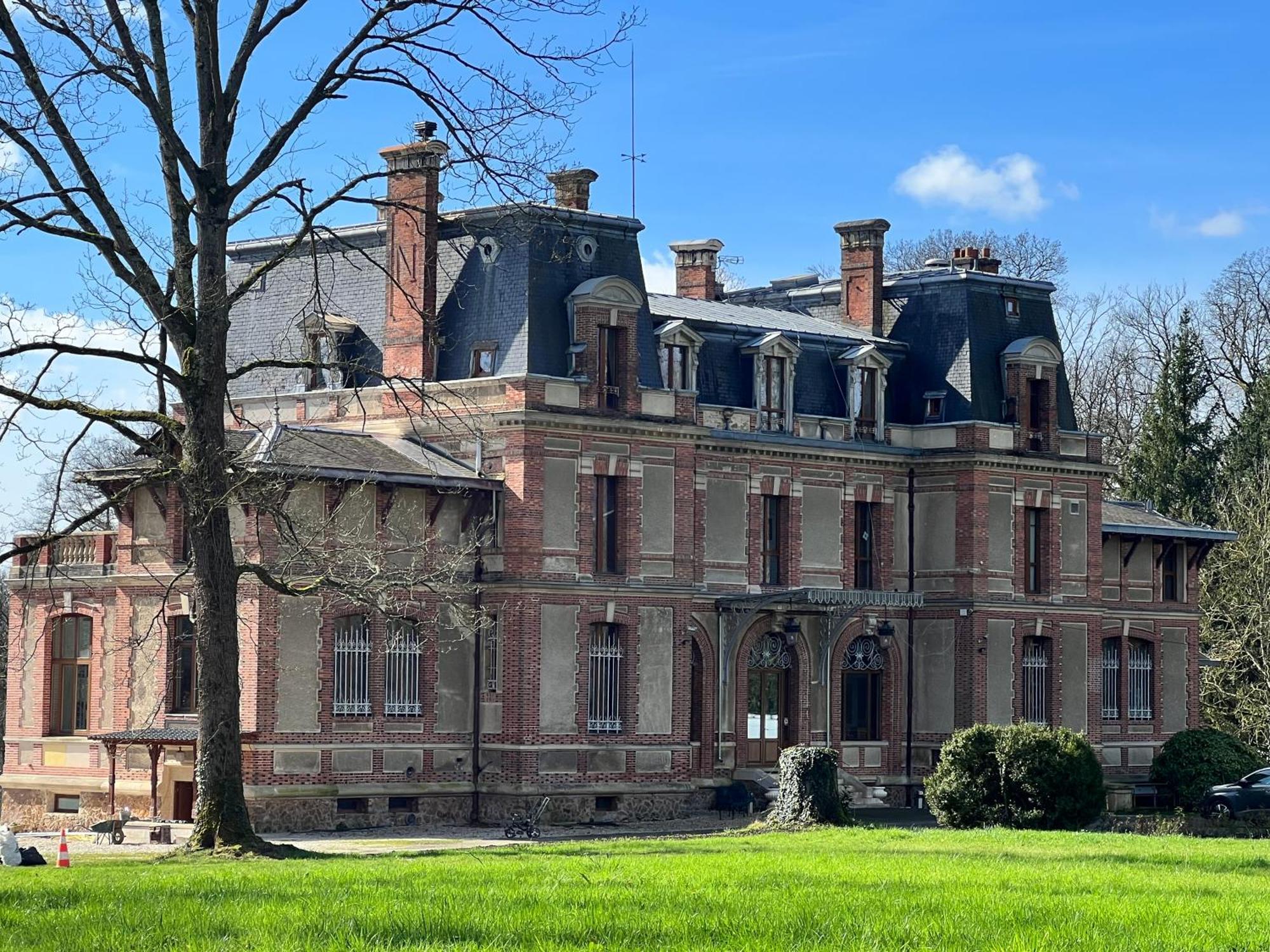 Château de Crènille Chaumes-en-Brie Esterno foto
