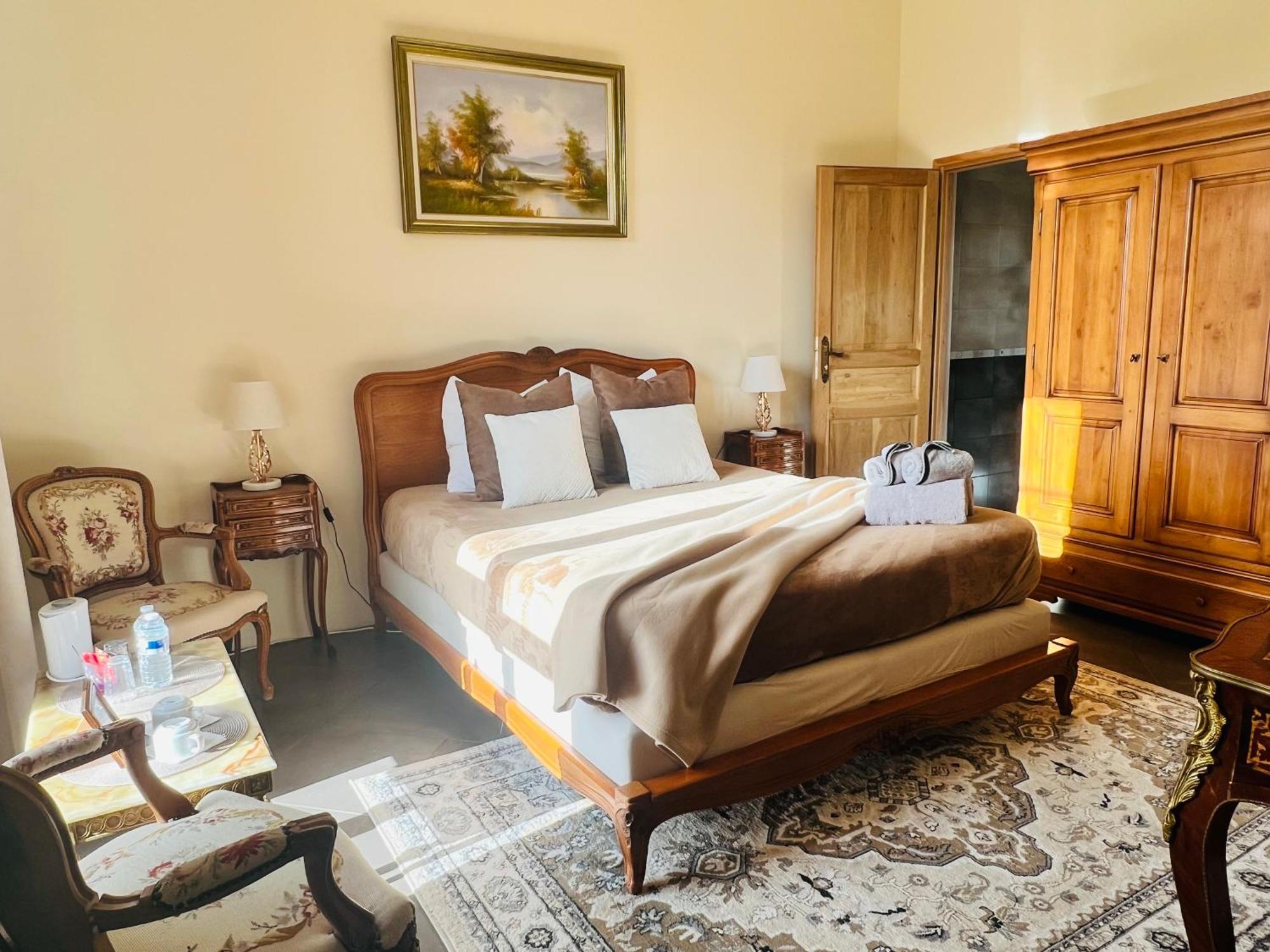 Château de Crènille Chaumes-en-Brie Esterno foto